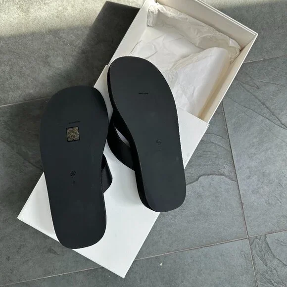 Row - Ginza Sandal Size 38 - BRAND NEW - Picture 4 of 8